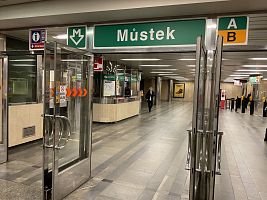 mustek1